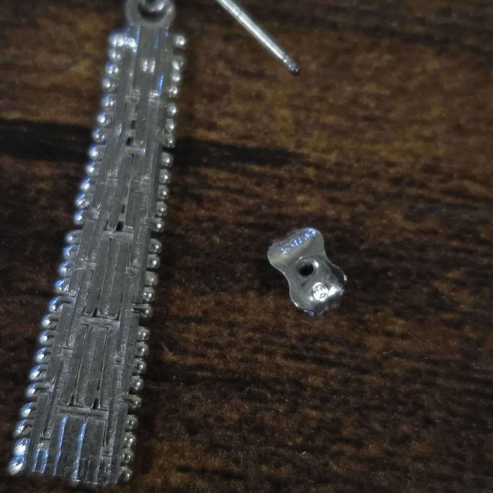 Riccio Sterling Silver Diamond Cut Earrings - Picture 4 of 5